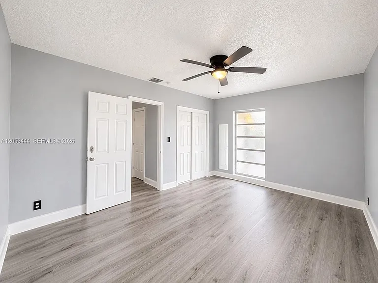 529 NW 8th St — Photo 18