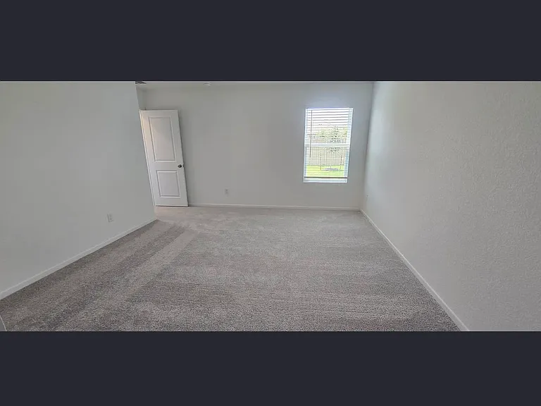 25597 Rose Creek Dr — Photo 8