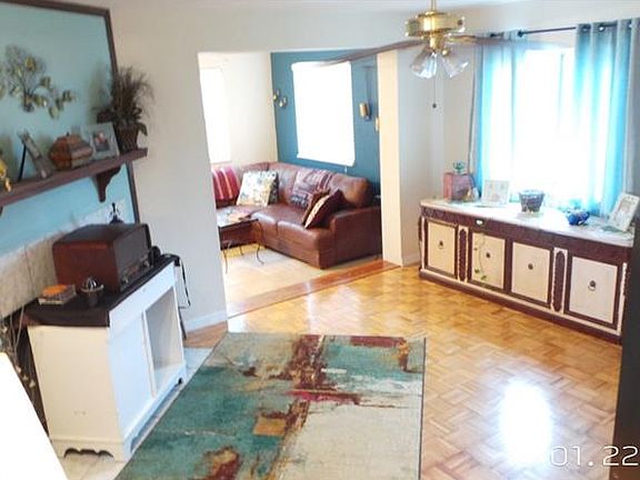 5th image of 514 W Helm Way