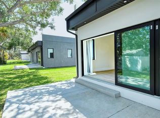 203 Chandler Rd, Nokomis, FL 34275