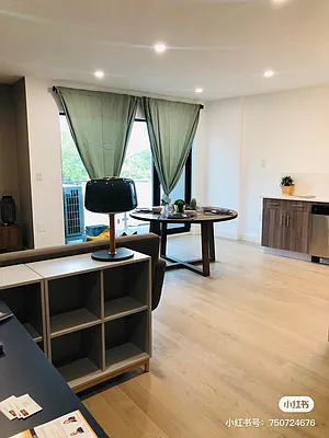 Sold by SUNAMERICA REALTY CHOICE INC | media 8