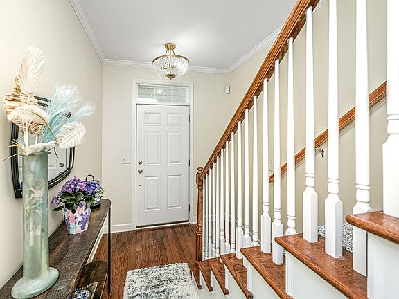 5th image of 264 Fair Sailing Rd #42