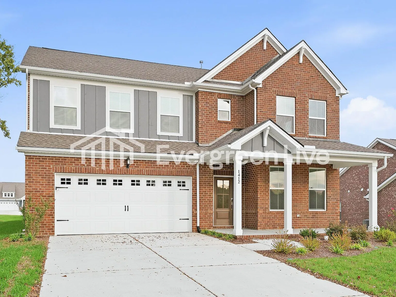 5 bed, 4.0 bath, 2858 sqft, $2,745 — Photo 2