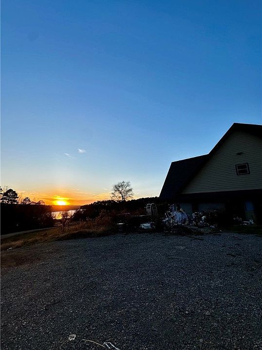 2nd image of 263 County Road 3568