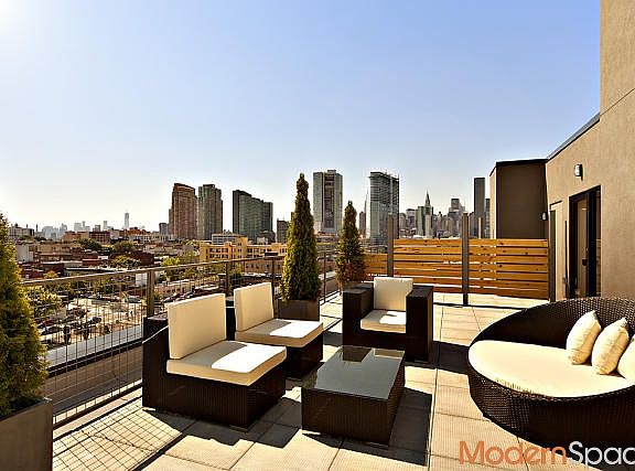 5th image of 1115 45th Ave APT 2C