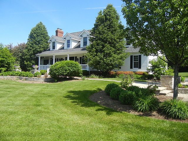 1st image of 40W718 Campton Woods Dr