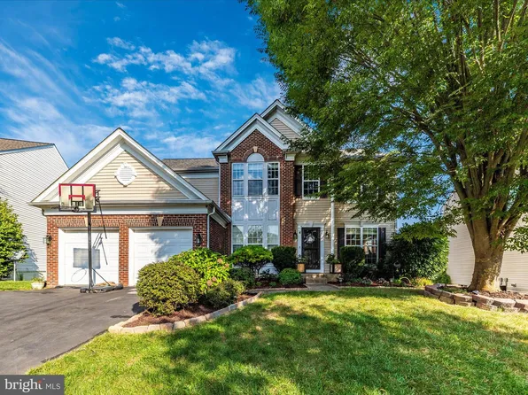 4 Jeffrey Ln, Brunswick, MD 21758