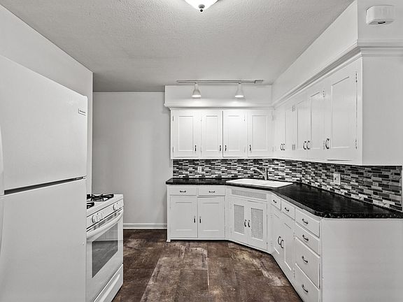 4th image of 4648 Minnehaha Ave
