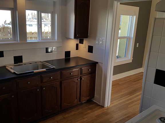 5th image of 107 Princeton Dr SE