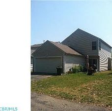3rd image of 1857 Daisyfield Dr