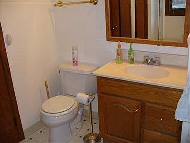 5th image of 3466 Sanford Ave