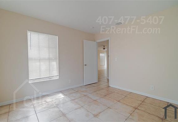 5th image of 907 4th St