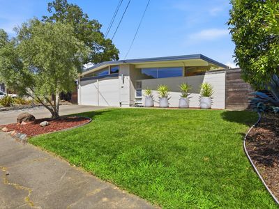 656 Bamboo Terrace, San Rafael, CA, 94903