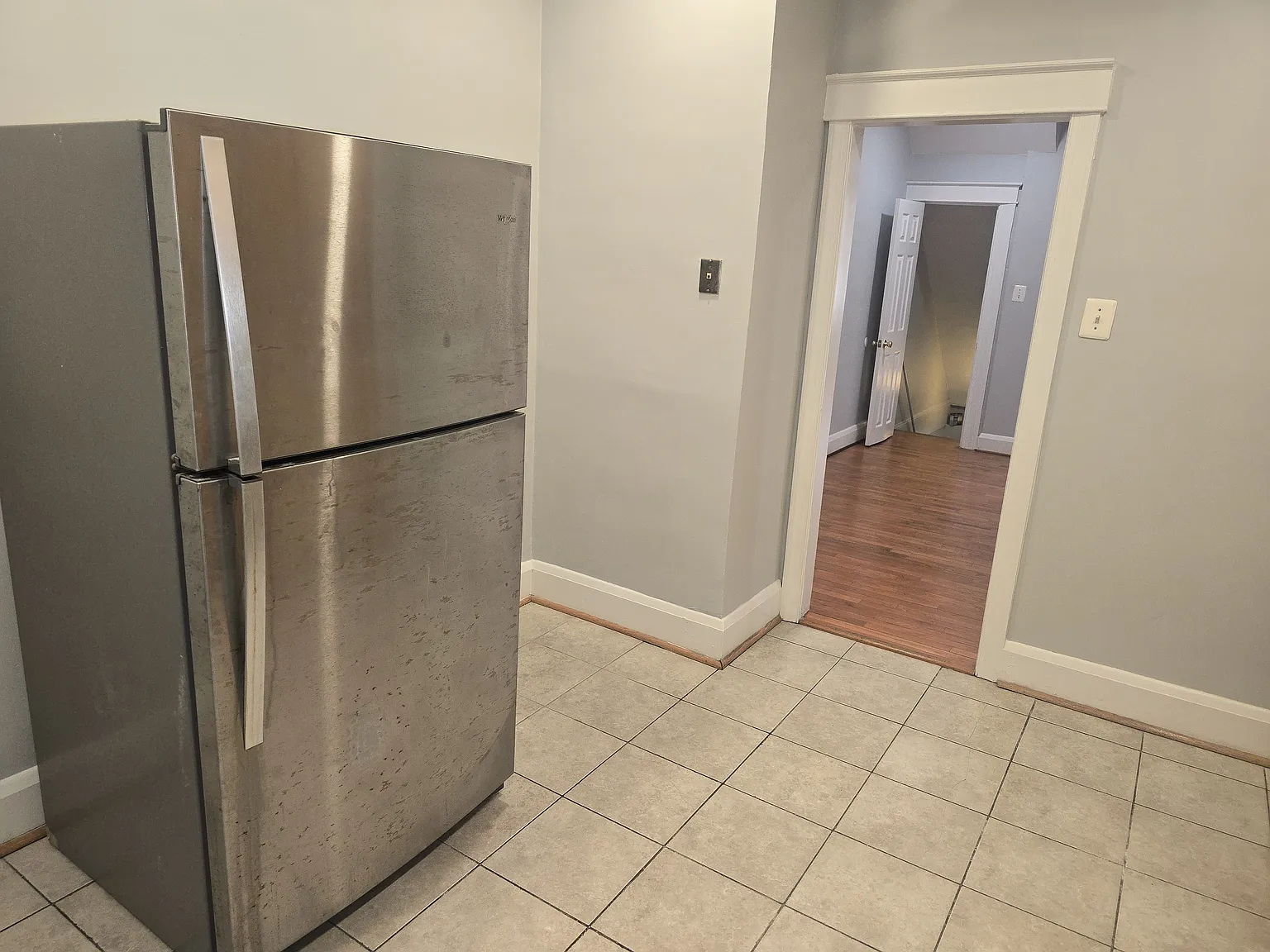 4 bed, 1700 sqft, $2,400 — Photo 4