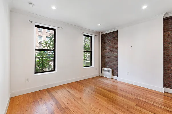 Rented by Compass | media 6