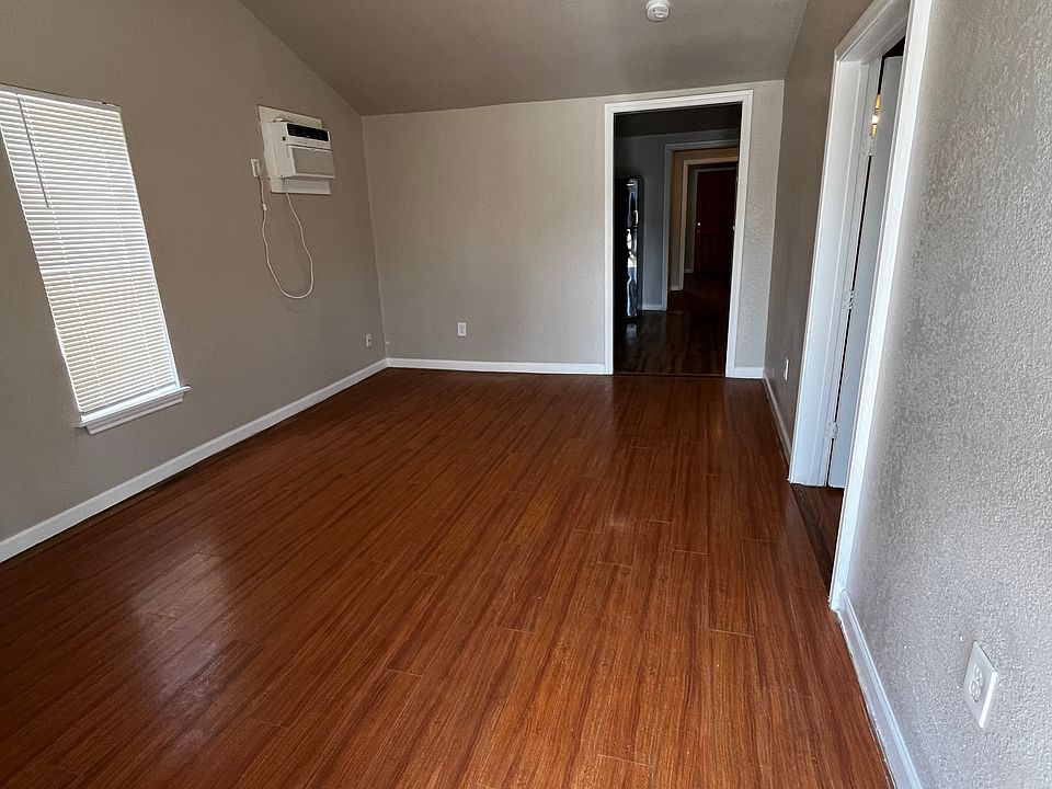 1st image of 1337 Chalmers Ave