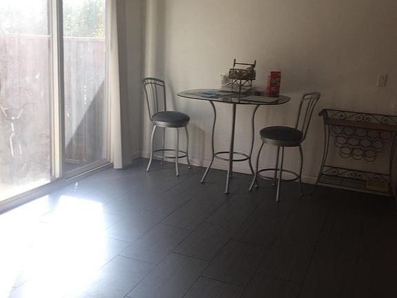 5th image of 3687 Waterbury Ct APT 1