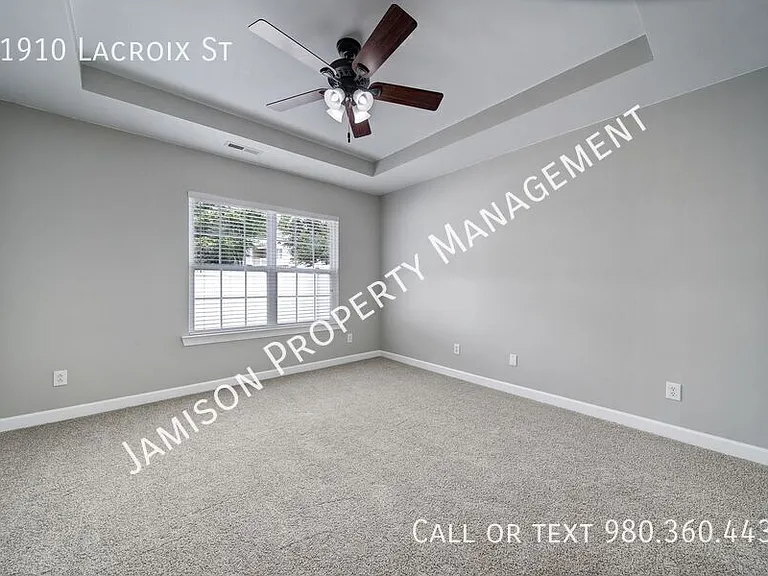 11910 Lacroix St — Photo 15