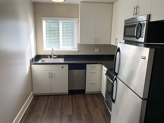 2nd image of 524 E Maude Ave APT 20