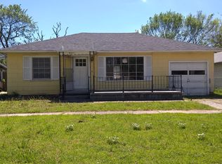 821 W 12th St, Ada, OK 74820