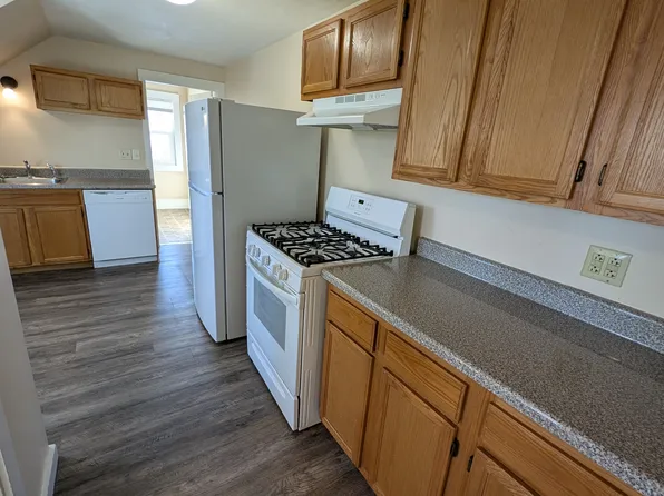 272 Nahatan St #A, Norwood, MA 02062