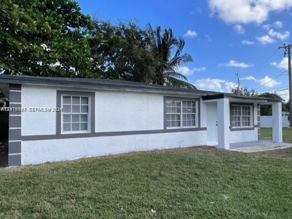 43 Newton Rd, Hollywood, FL 33023