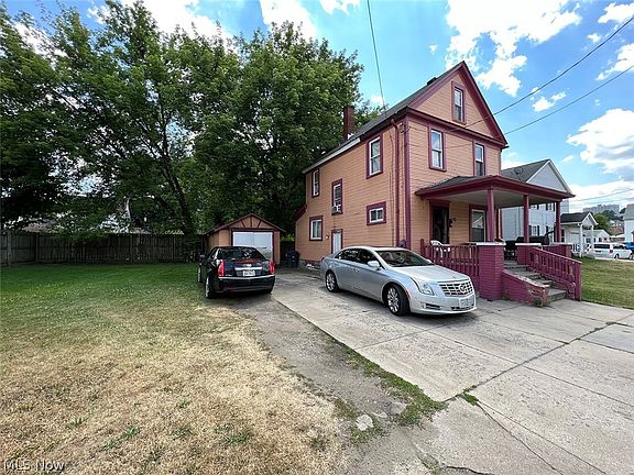 2nd image of 426 W Bartges St