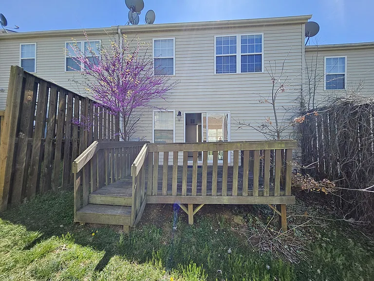 315 Silver Leaf Dr — Photo 2