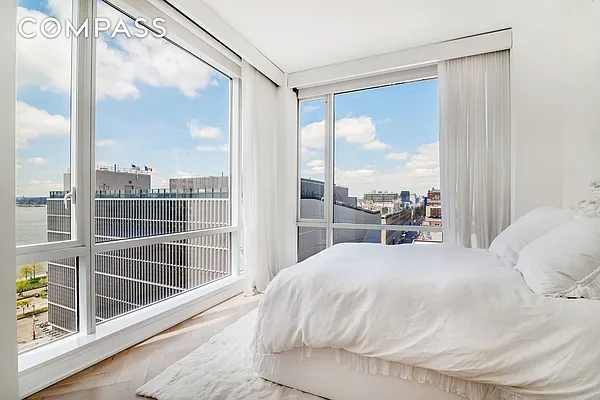 Rented by Compass | media 36