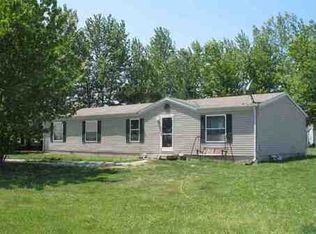 17195 Swisher Hill Rd, Dewitt, IL 61735