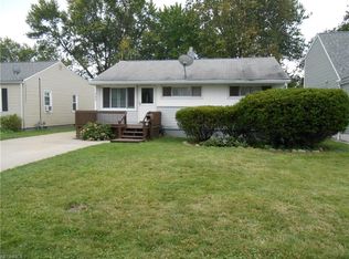 746 Quentin Rd, Eastlake, OH 44095