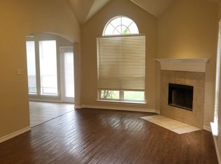 4030 Cottage Park Ct, Arlington, TX 76013