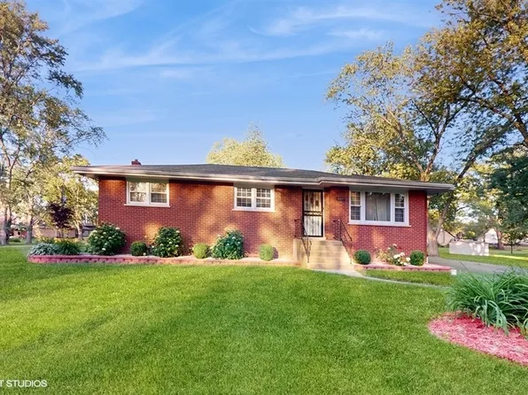19155 S Saint Lawrence Ave, Glenwood, IL 60425
