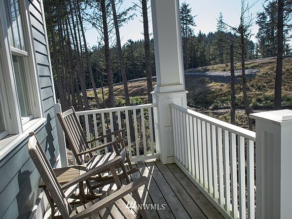 2nd image of 19 Sellwood Lane