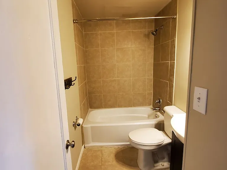333 Archer Dr — Photo 7