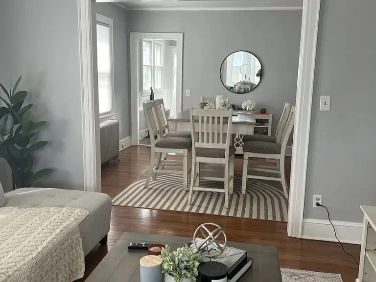 1013-1015 Maple Ave #1 — Photo 5