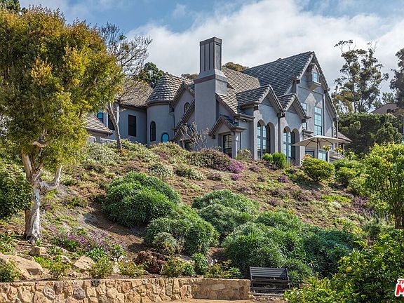 3rd image of 23803 Harbor Vista Dr