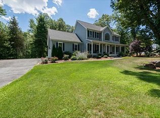 1 Eric Ct, Cumberland, RI 02864