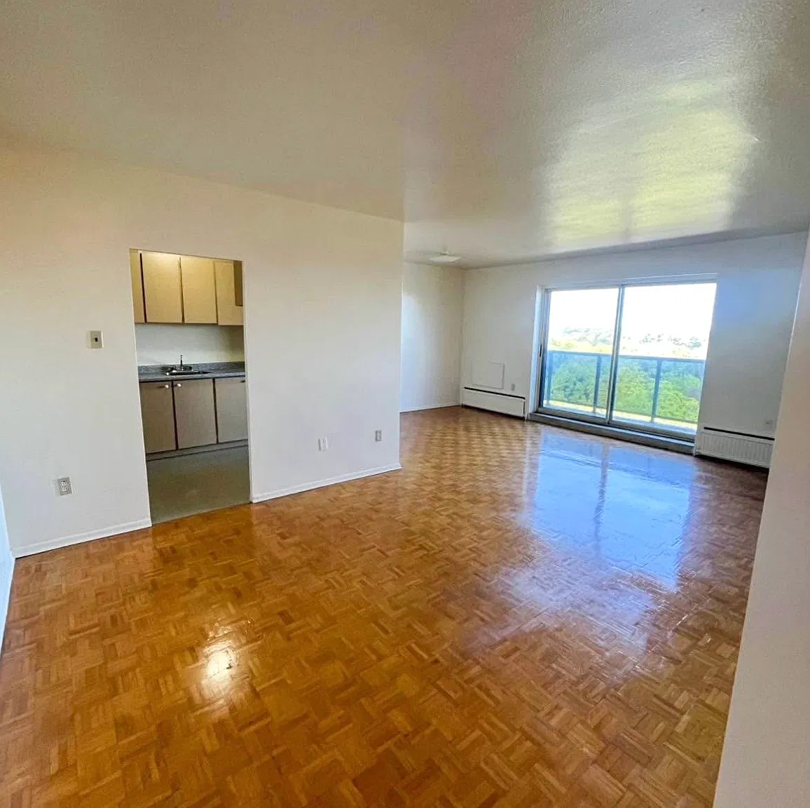 1 bed, 700 sqft, $1,800 — Photo 1