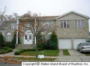 68 Gunton Pl, Staten Island, NY 10309