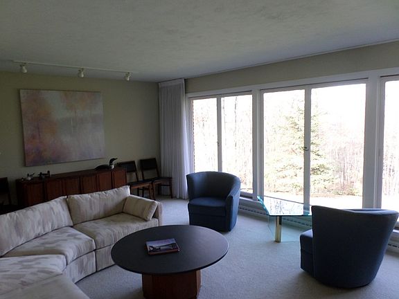 4th image of 123 Crestmont Dr