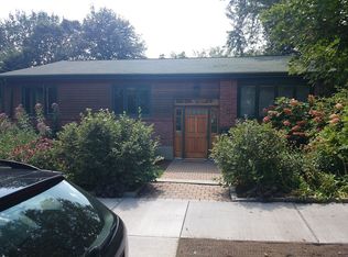 160 Lancaster Ter, Brookline, MA 02446