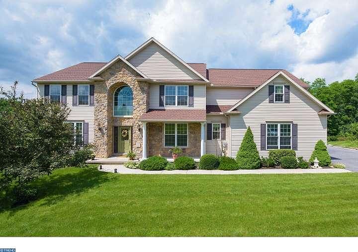 37 Augusta Ln, Fleetwood, PA 19522 Zillow