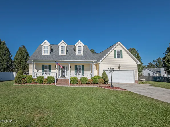 637 Carrington Lane, Winterville, NC 28590