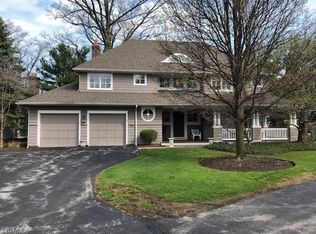 20 W Mather Ln, Bratenahl, OH 44108
