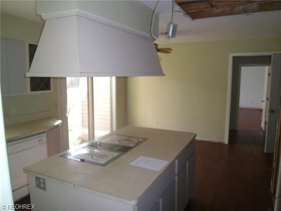 2nd image of 3991 White Oak Trl