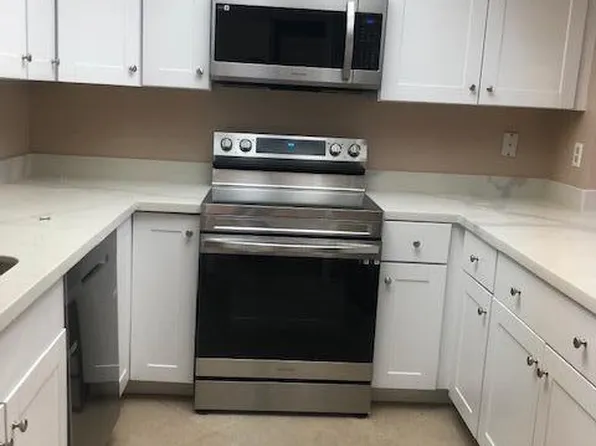 214 E RUTH Avenue #307, Phoenix, AZ 85020