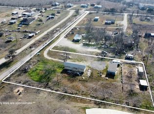 3130 Homannville Trl, Lockhart, TX 78644