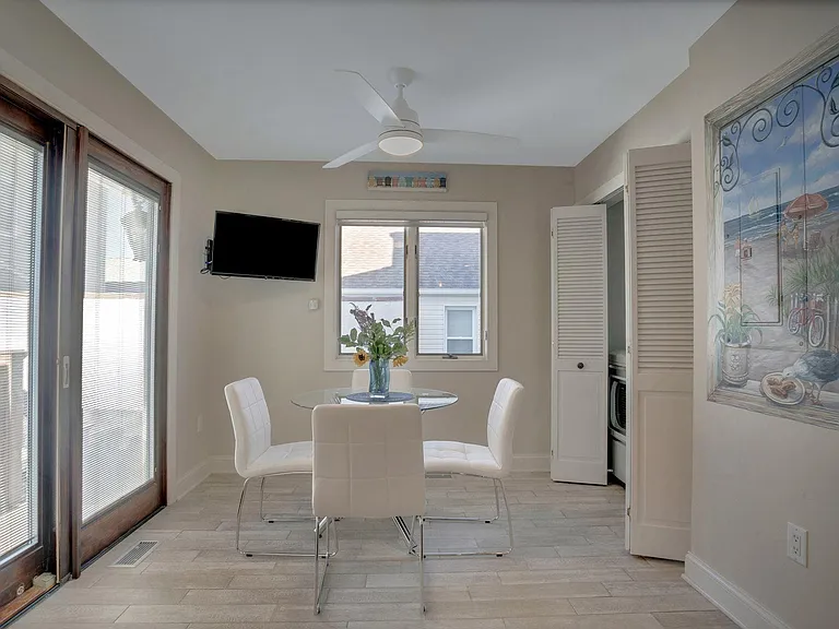 16 N Haverford Ave — Photo 6