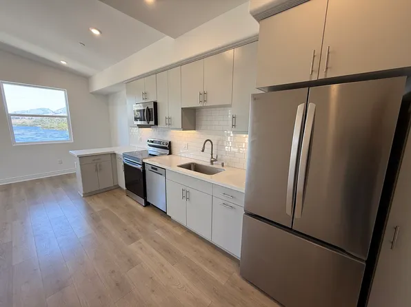 955 Madonna Rd #301, San Luis Obispo, CA 93405